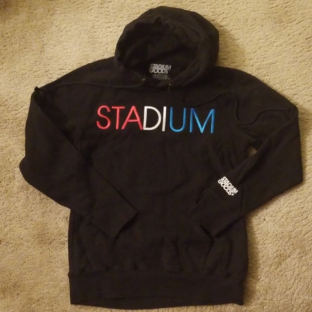 Stadium goods black hoodie hype size medium